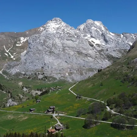 Et Le Vermont ル・グラン・ボルナン